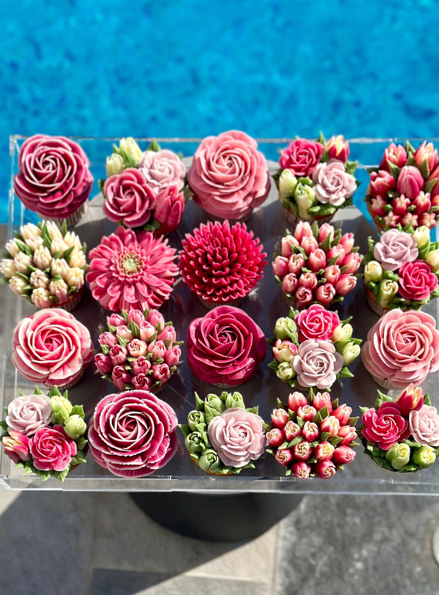 Stunning Natural Floral Cupcakes