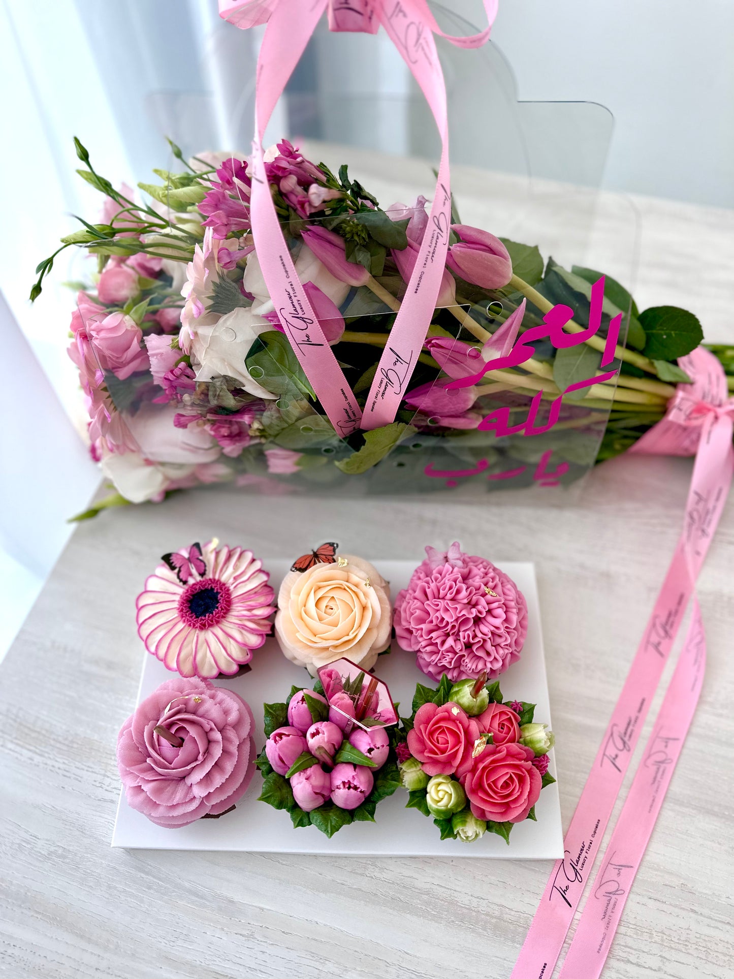 Premium Flowers Bag + Premium Cupcakes Box