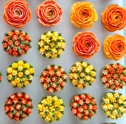 Roses Simple Floral Cupcakes